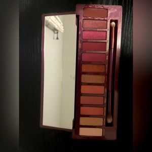Urban decay Cherry Palette